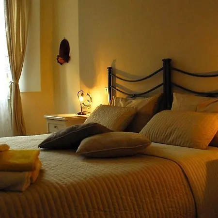 L'iris Nocleg ze śniadaniem Lukka